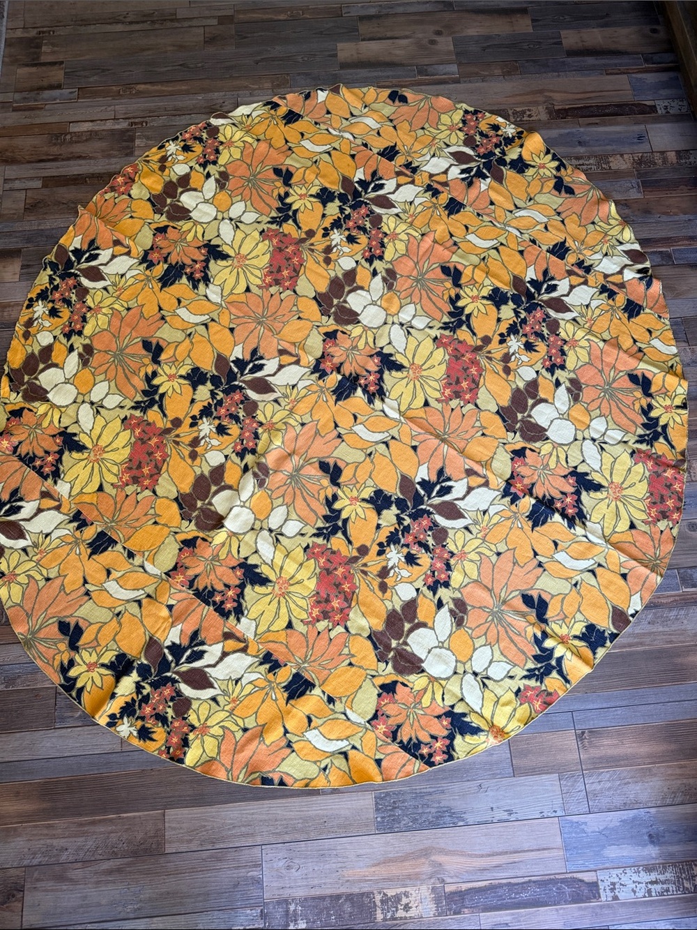 MCM Vintage Linen Floral Round Tablecloth